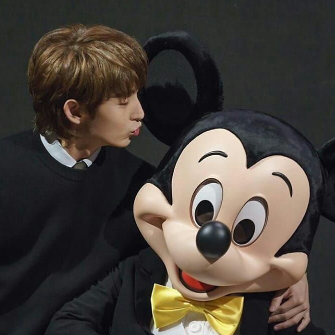 Foto terbaru dari Lee Joongi