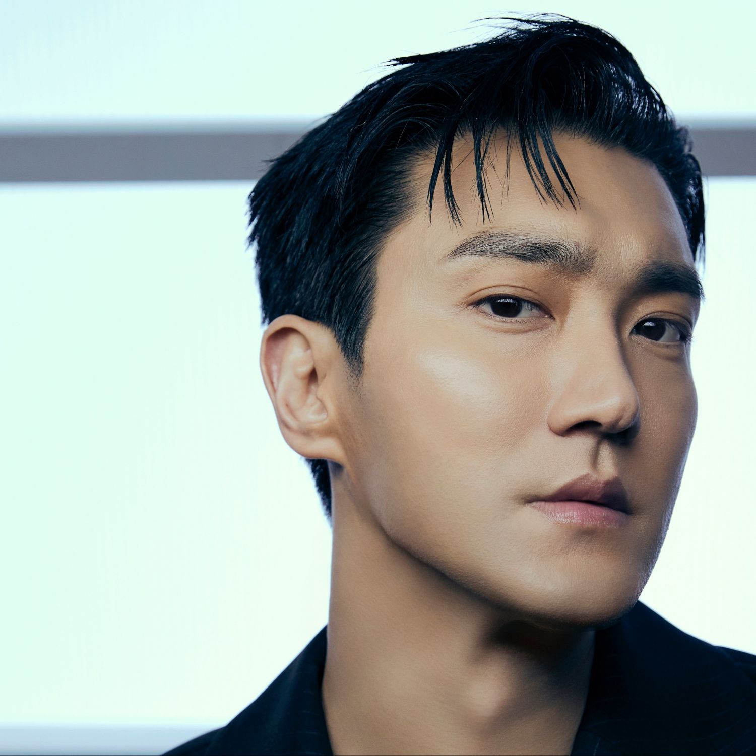 Behind-the-scenes cut of Choi Siwon