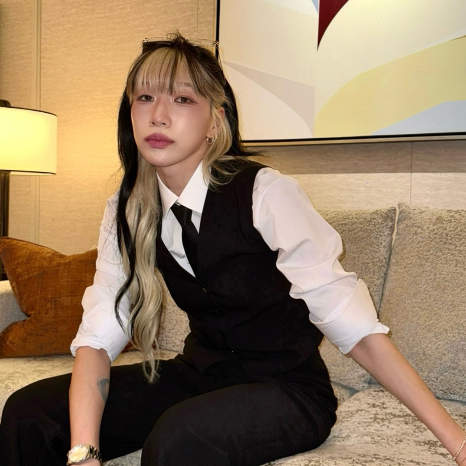 Behind-the-scenes cut of BADA