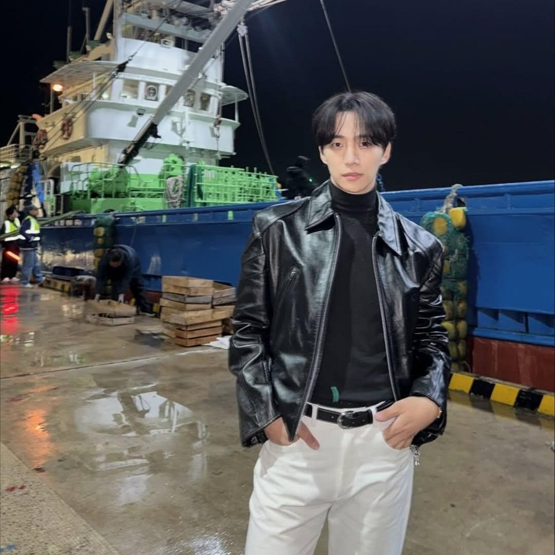 Recent activity shot of Lee Junho