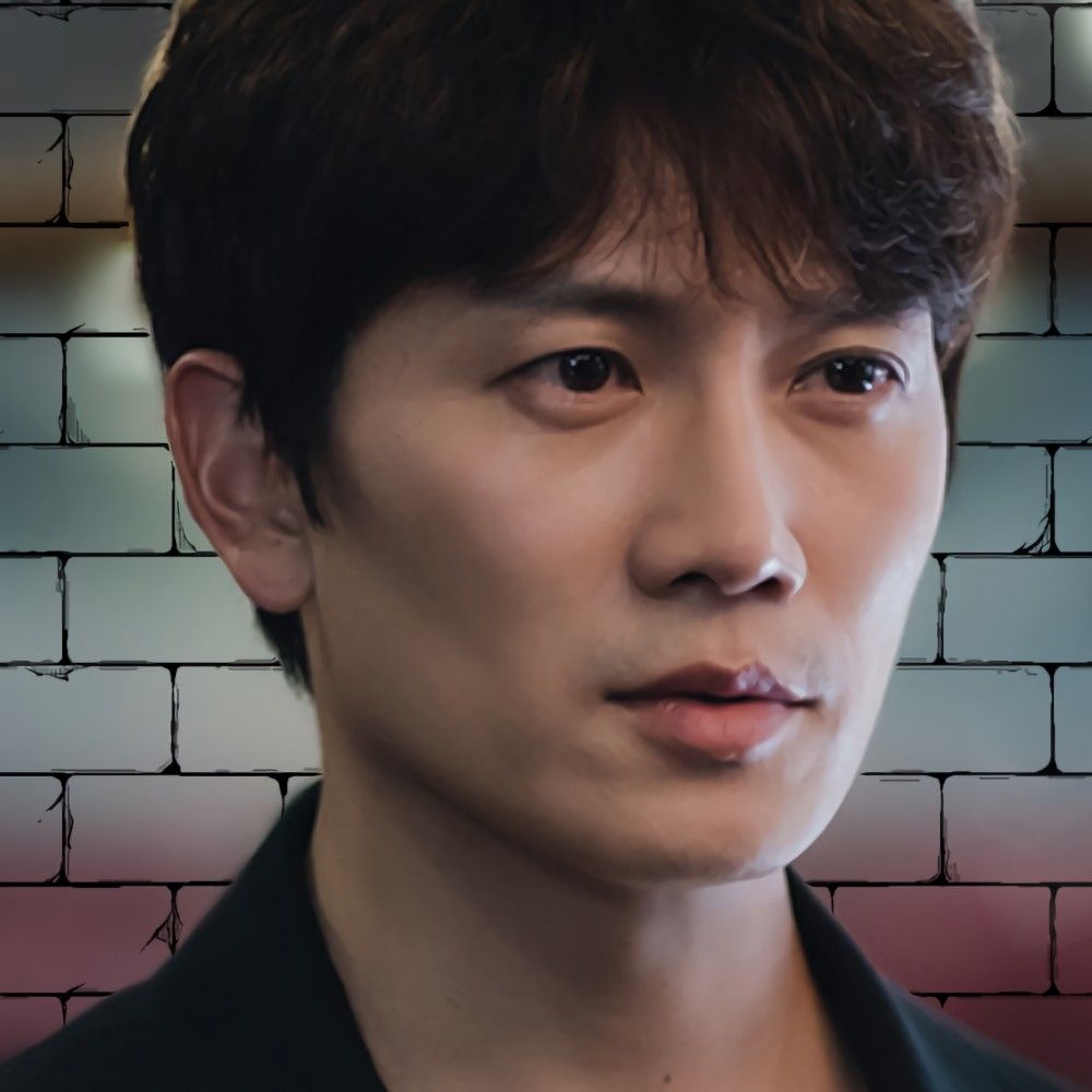 Latest photo of Ji Sung