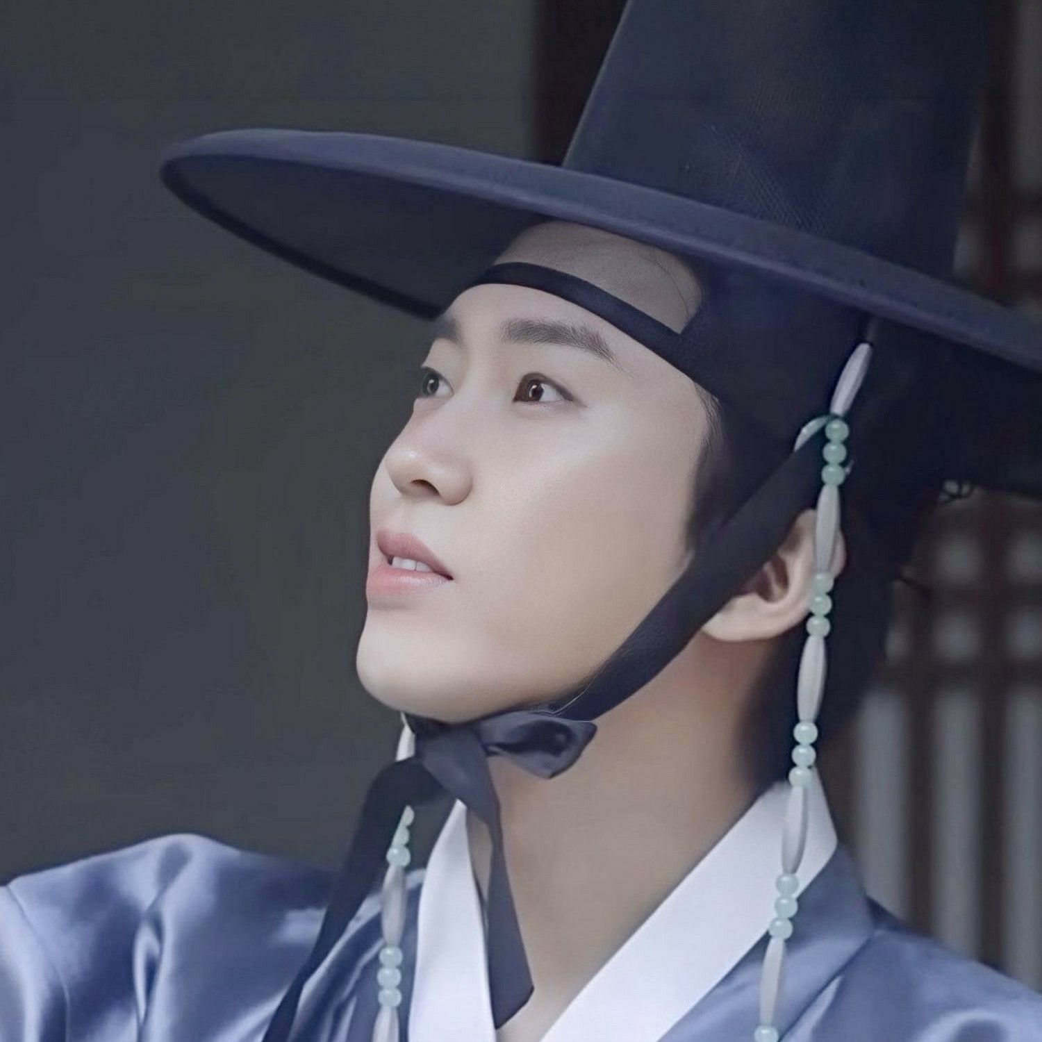 Behind-the-scenes cut of Lim Youngwoong