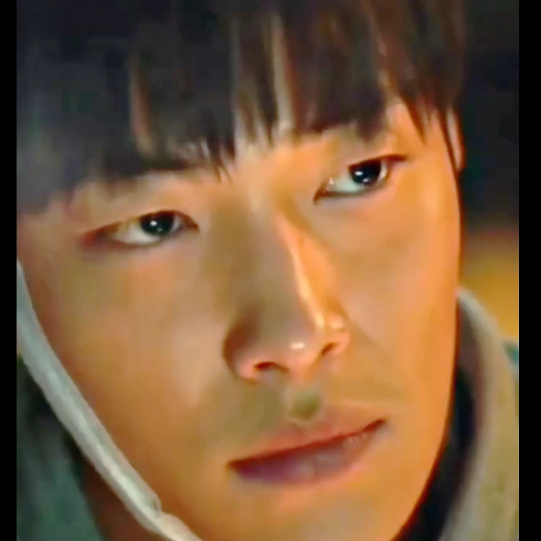 Behind-the-scenes cut of Woo Dohwan