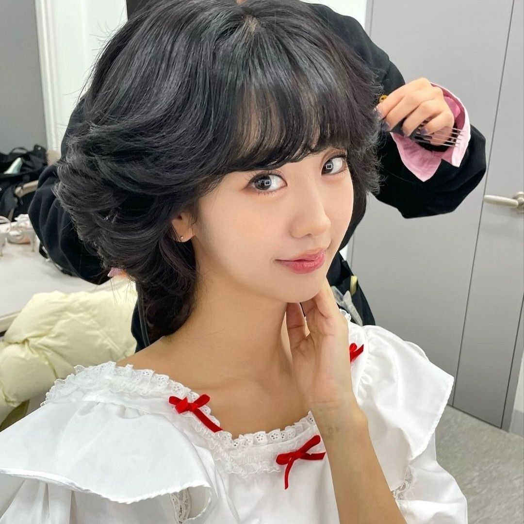 Latest photo of Kang Hyeyeon