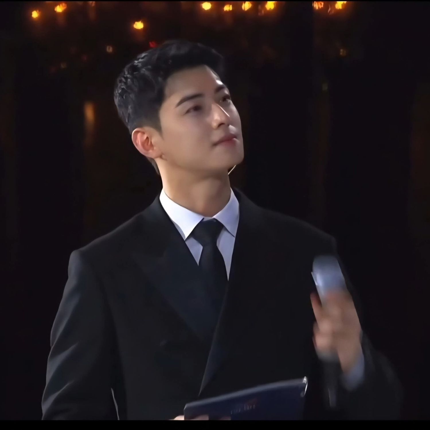 Cuplikan di balik layar dari Cha Eunwoo