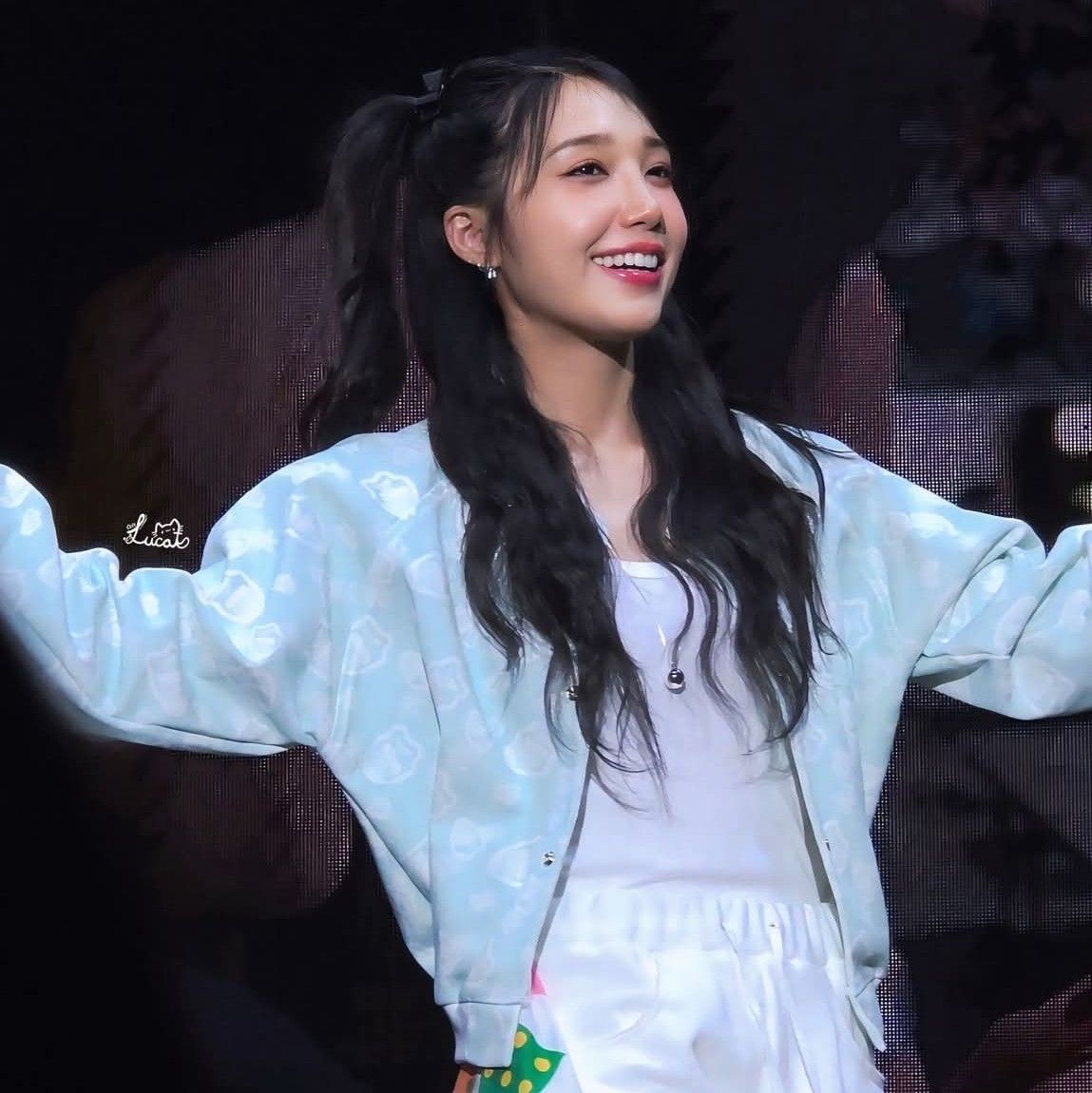 Momen yang diabadikan oleh penggemar Jung Eunji