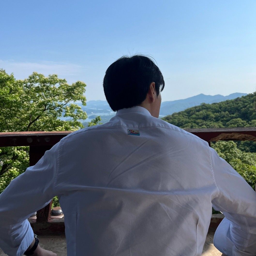 Latest photo of Lee Joonhyuk