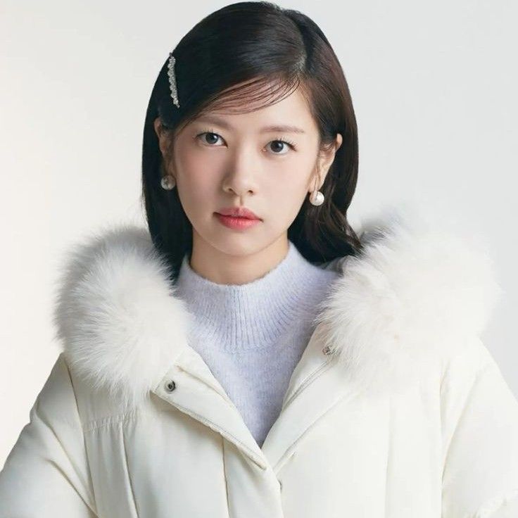 Recent activity shot of Jung Somin