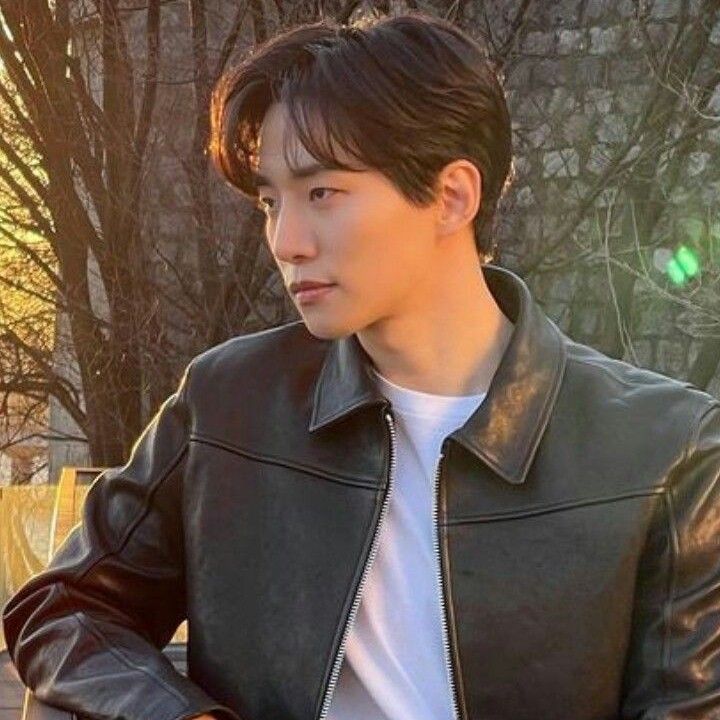 李俊昊的最新照片