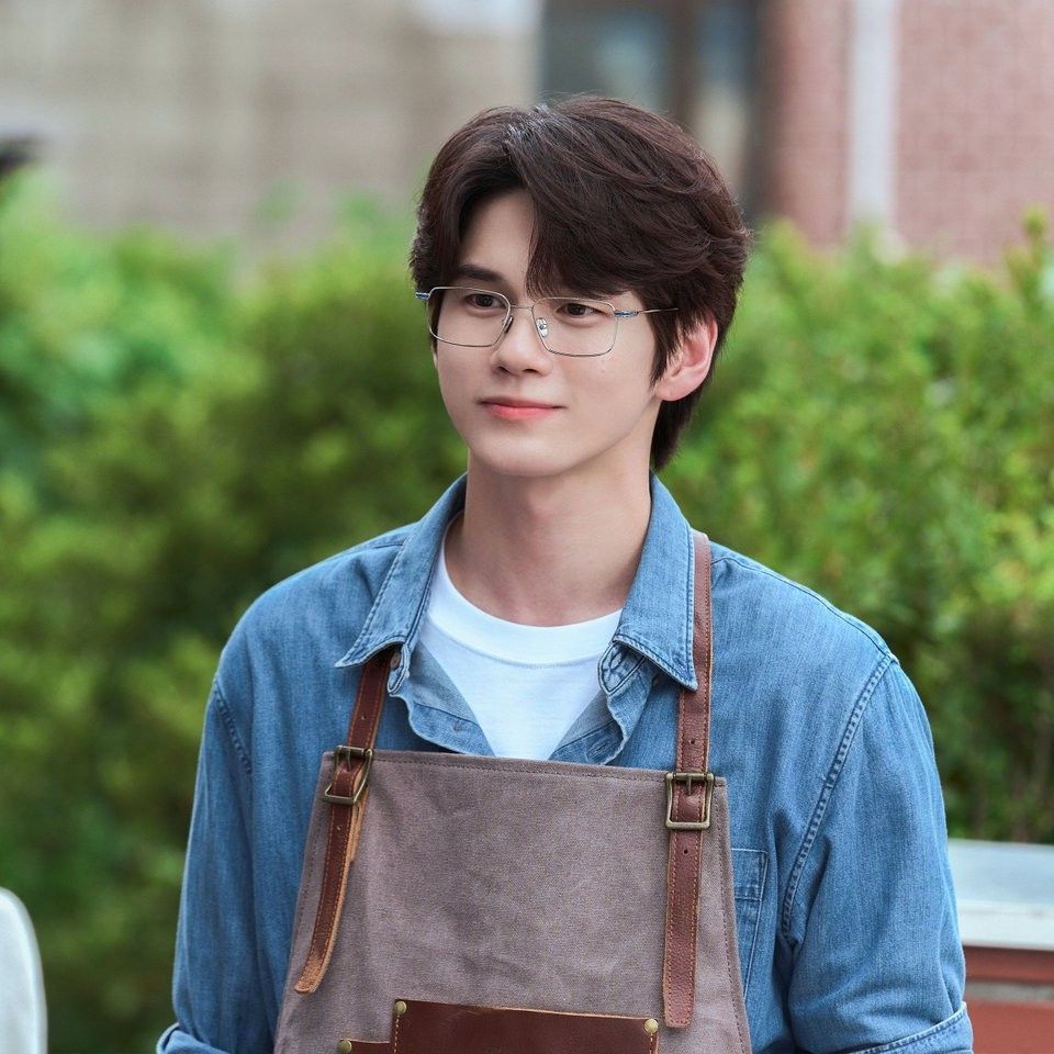 Foto kegiatan terbaru dari Ong Seongwu