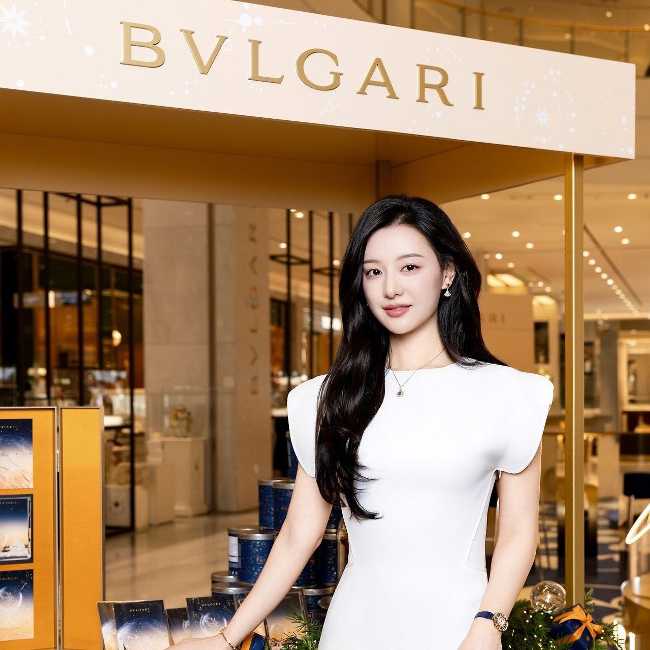 Recent activity shot of Kim Jiwon