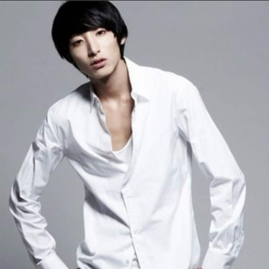 Behind-the-scenes cut of Lee Soohyuk