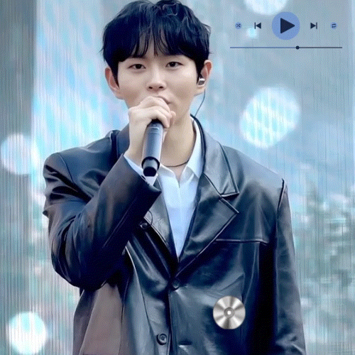 Latest photo of Lee Byeongchan
