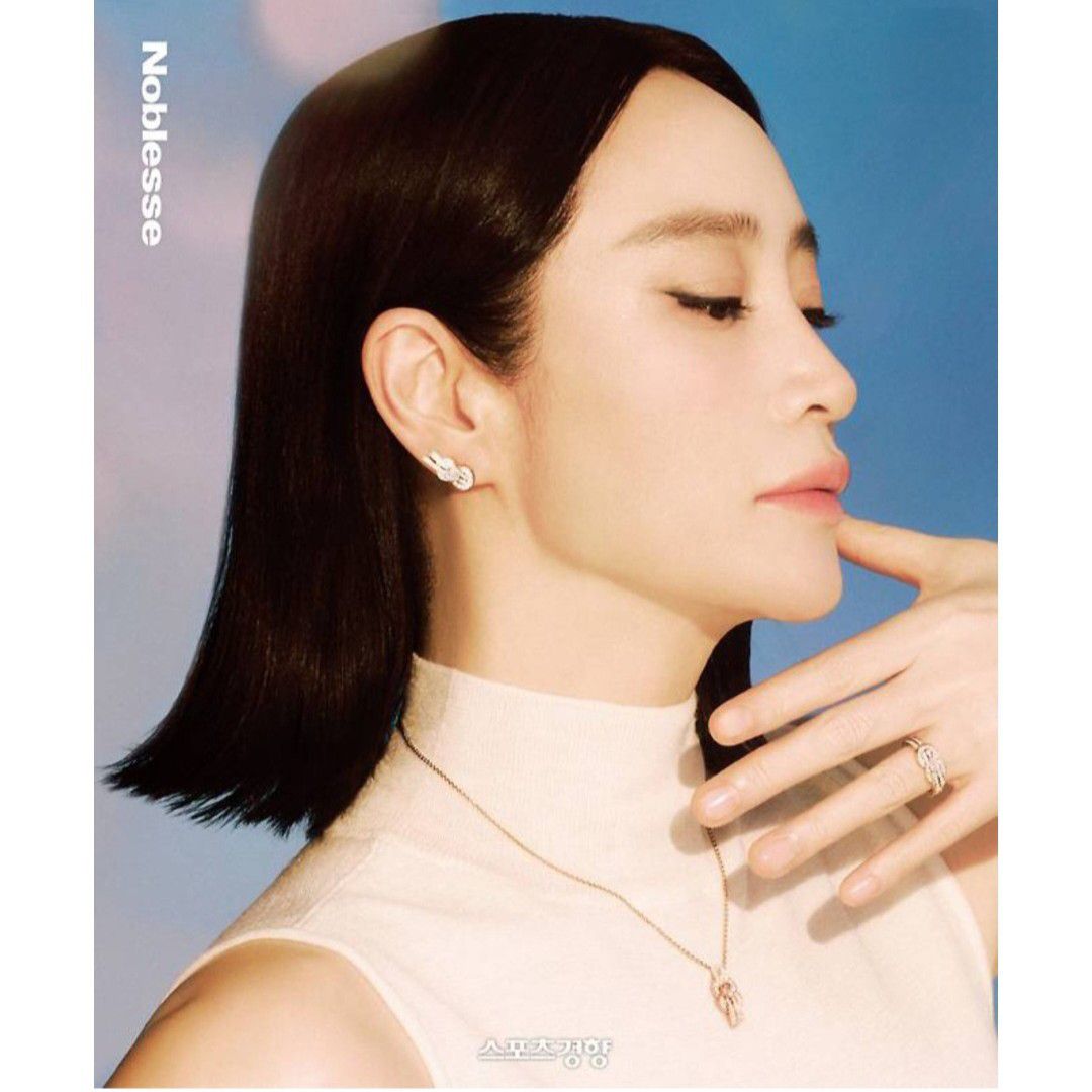 Latest photo of Kim Hyesoo