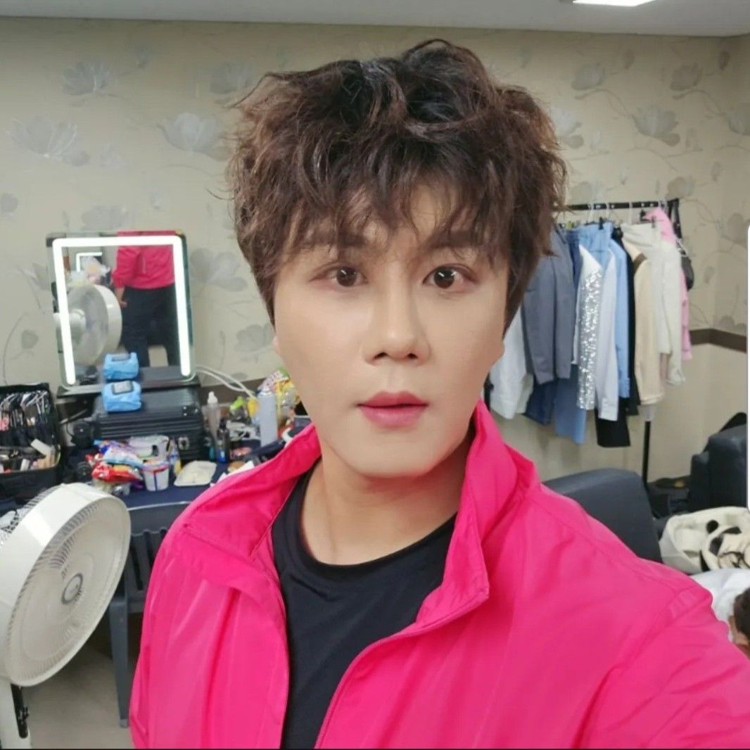 Recent activity shot of Jin Haesung