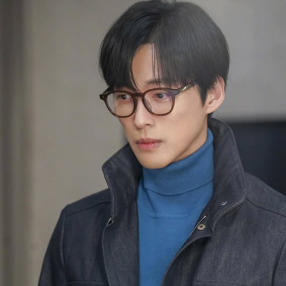 Recent activity shot of Namkoong Min