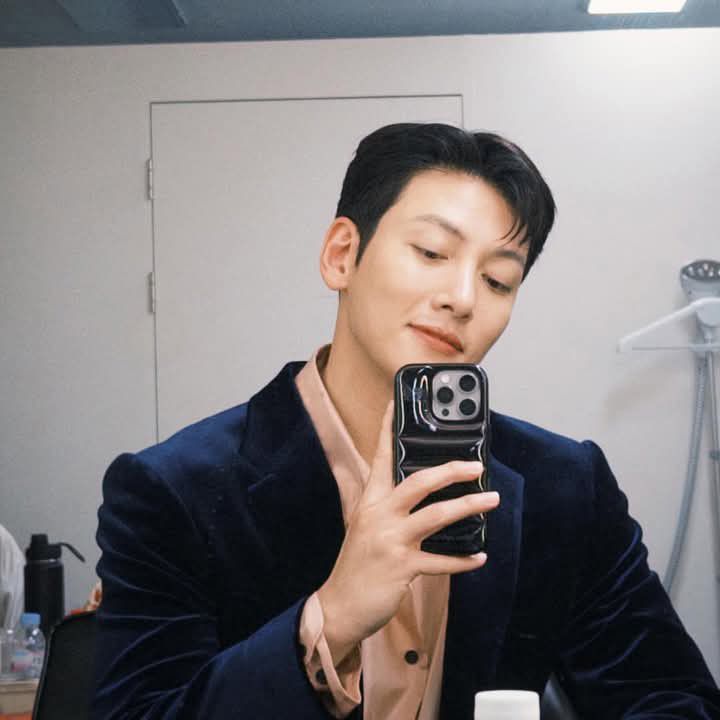 지창욱의 비하인드 컷