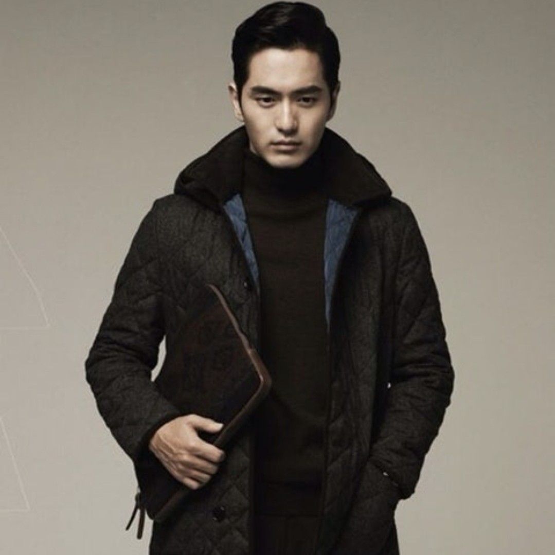Latest photo of Lee Jinwook
