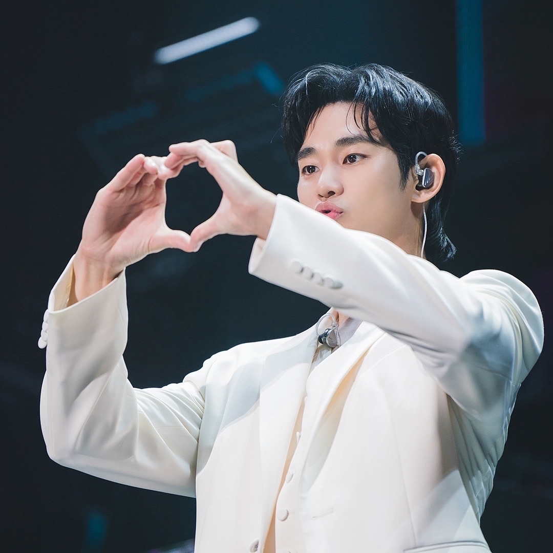 Recent activity shot of Kim Soohyun