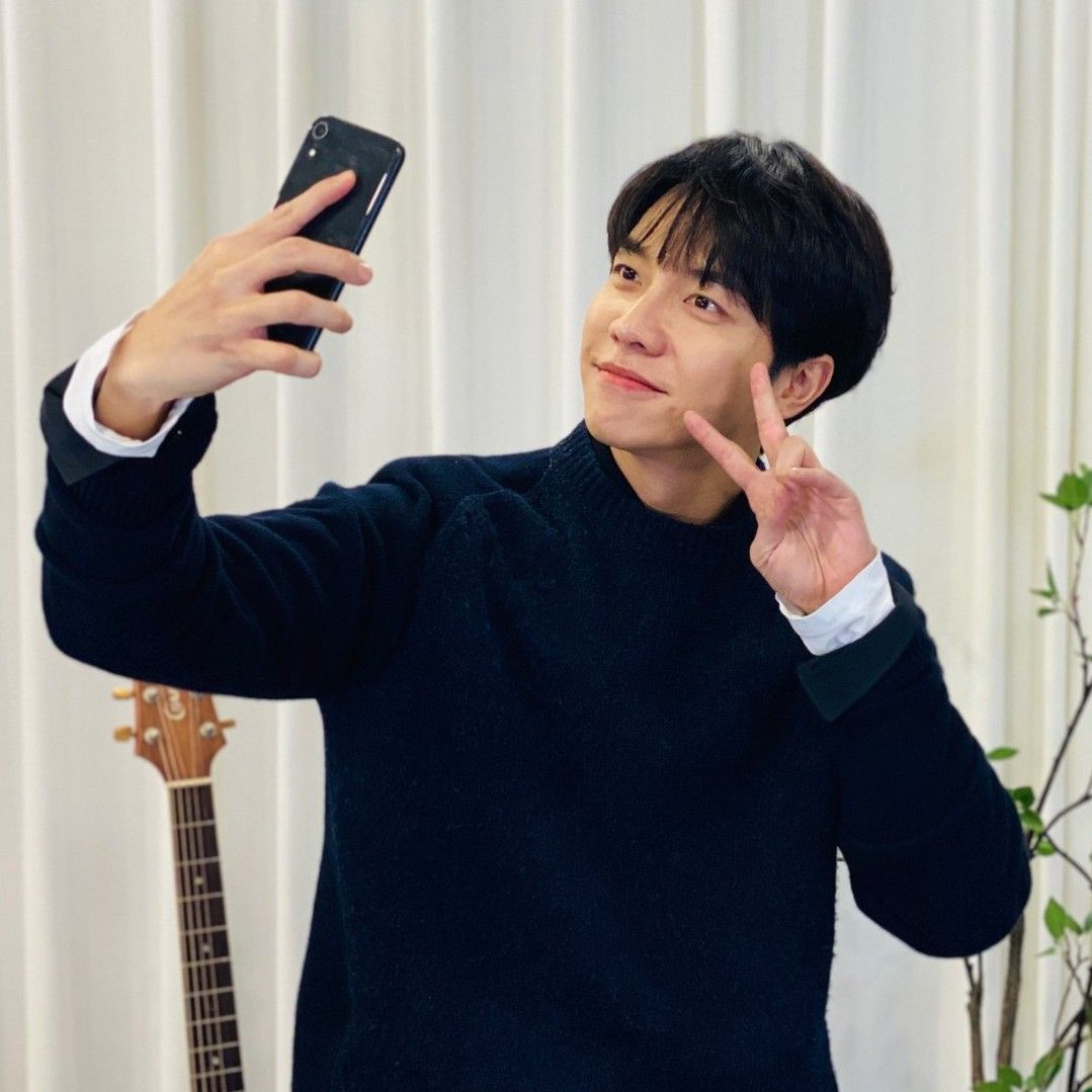 粉絲拍下的李昇基瞬間