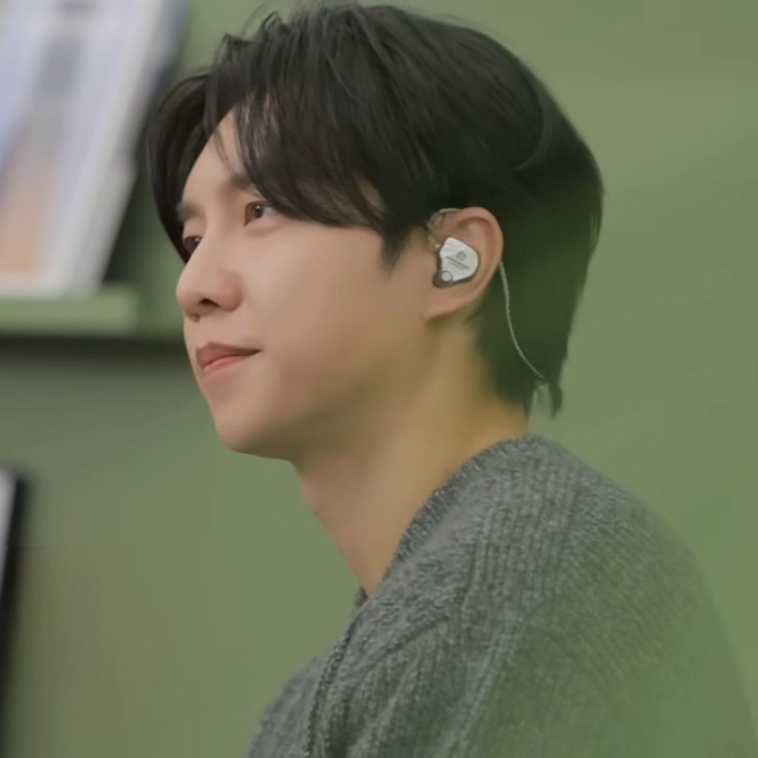 粉丝拍下的李升基瞬间