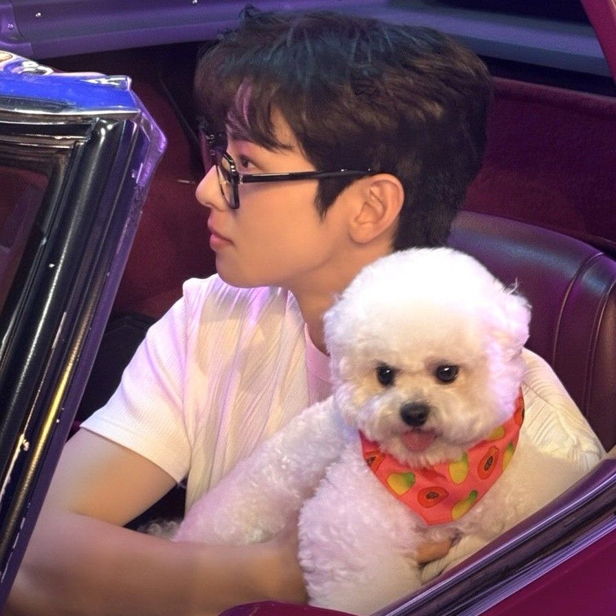 Recent activity shot of Cha Eunwoo