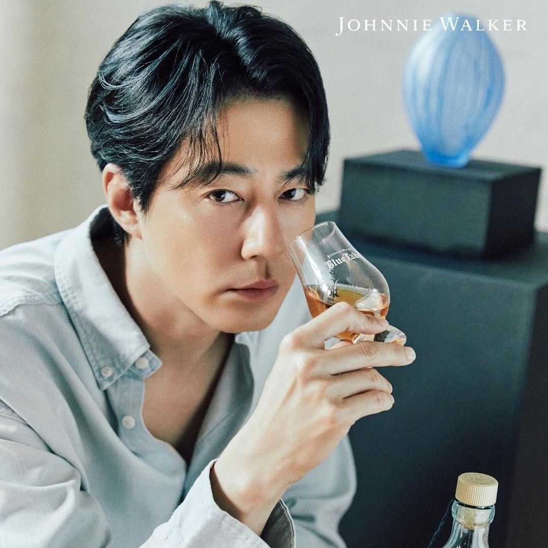 Recent activity shot of Jo Insung