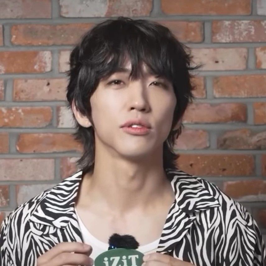 Foto terbaru dari Lee Seungyoon