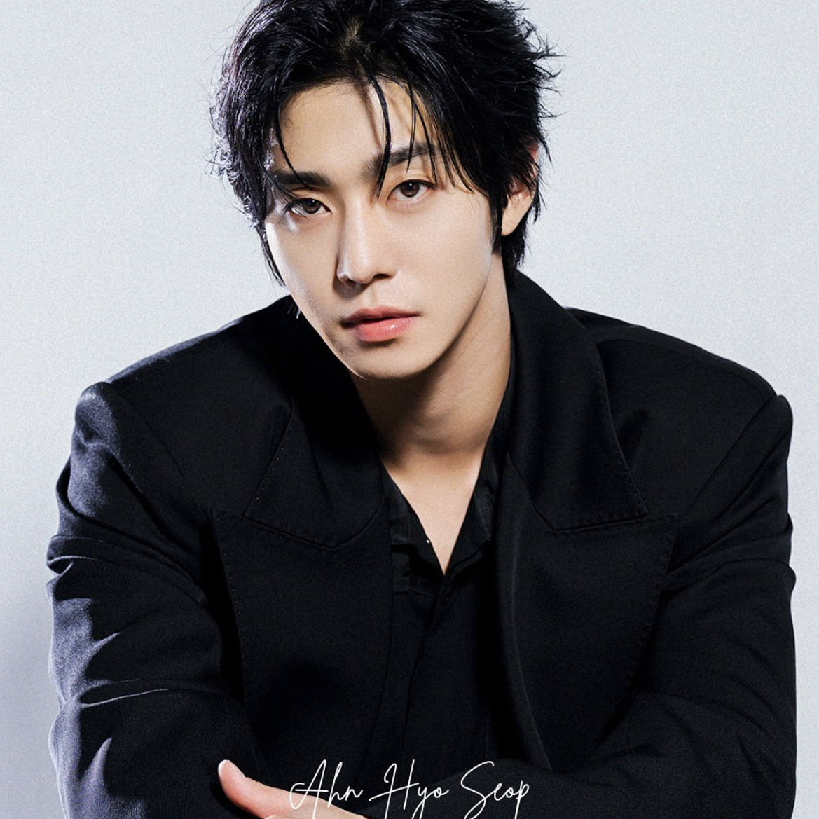A moment captured by a fan of Ahn Hyoseop