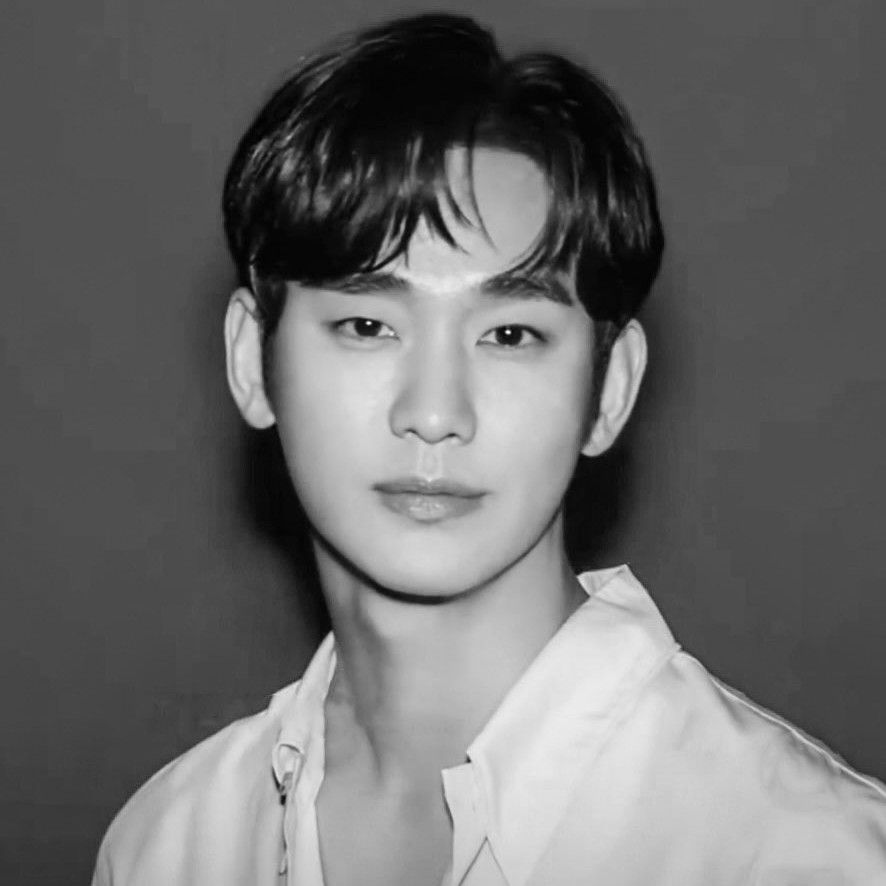 Latest photo of Kim Soohyun