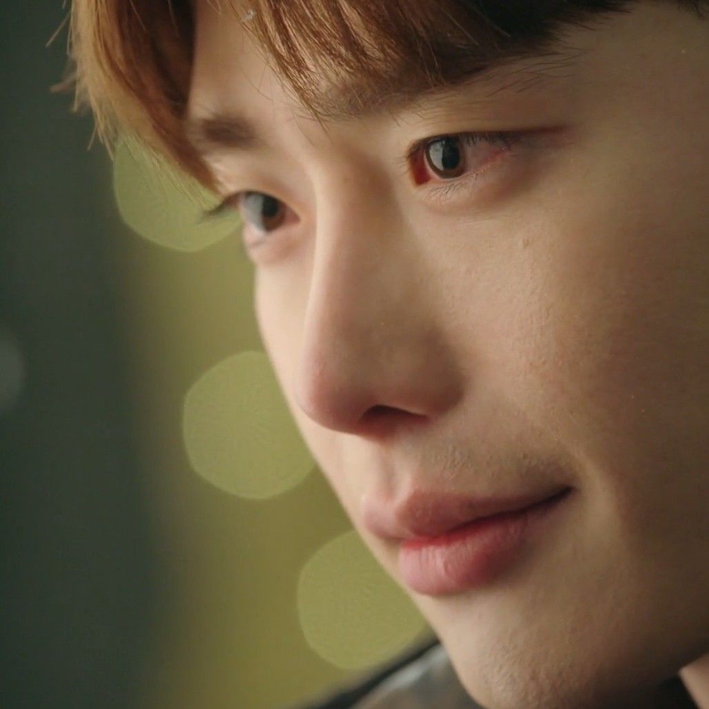Latest photo of Lee Jongsuk