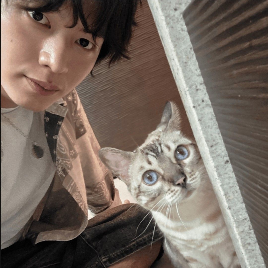 Recent activity shot of Yook Sungjae