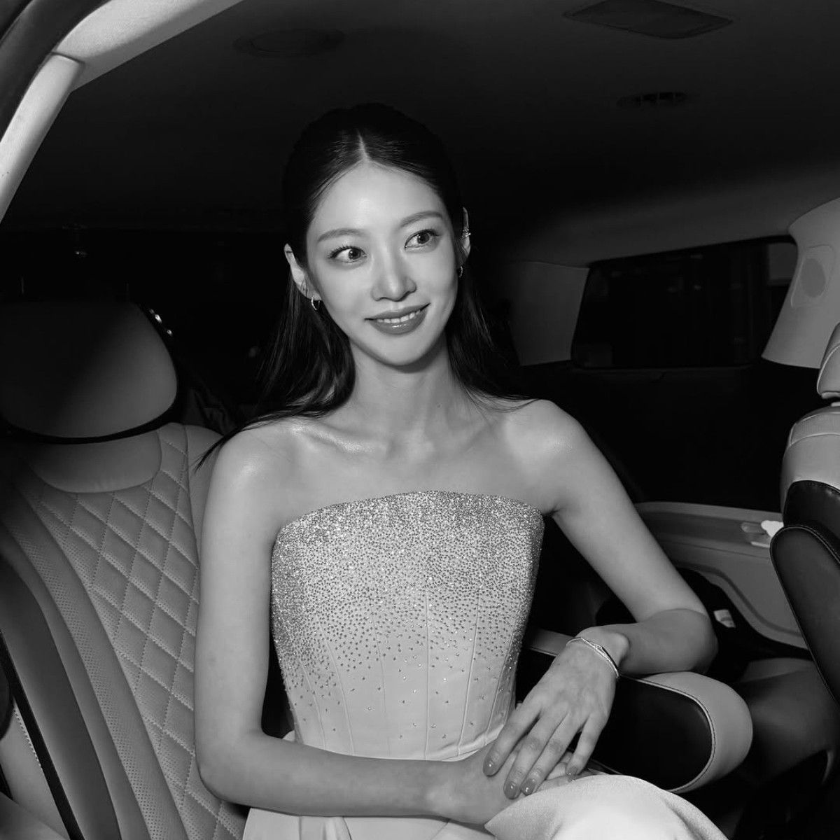 Behind-the-scenes cut of Gong Seungyeon