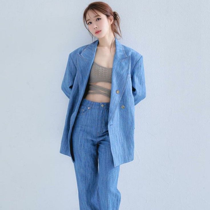 Behind-the-scenes cut of Yoo Inna