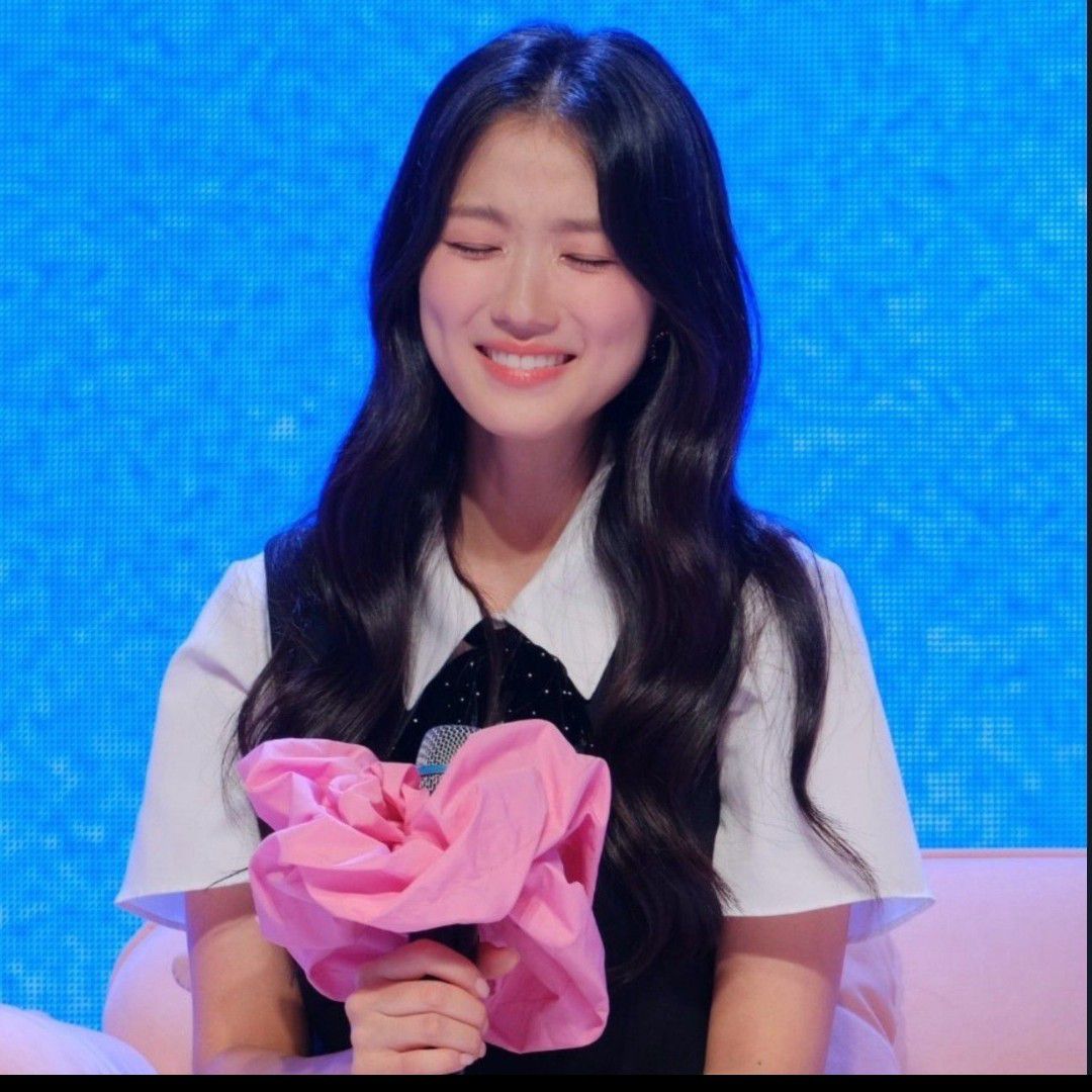 A moment captured by a fan of Kim Hyeyoon