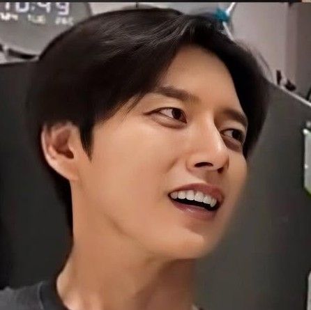 Latest photo of Park Haejin