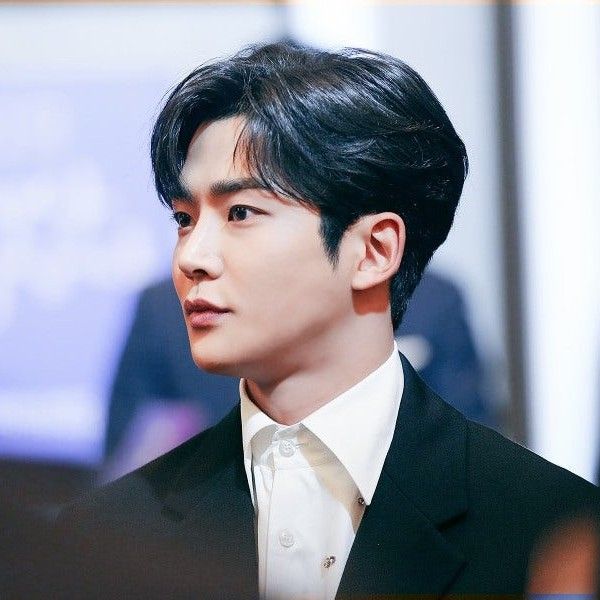 路雲的最新照片