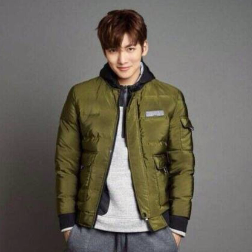 Behind-the-scenes cut of Ji Changwook