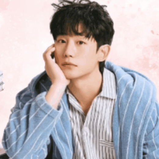 Recent activity shot of Jung Haein