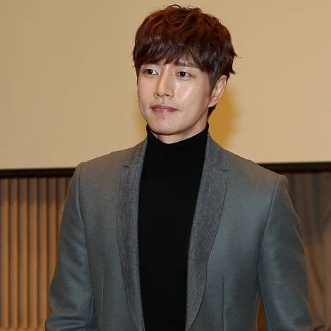Behind-the-scenes cut of Park Haejin