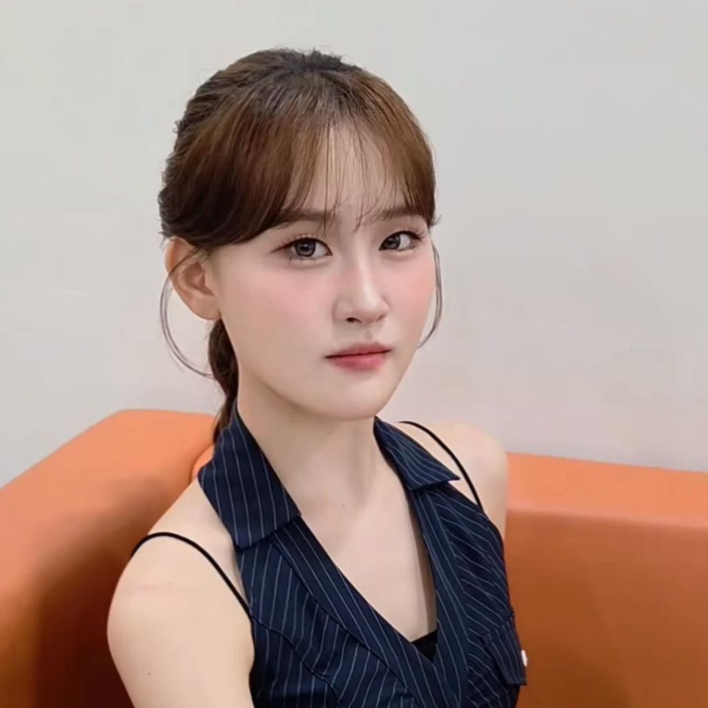 Foto terbaru dari Kim Dahyun