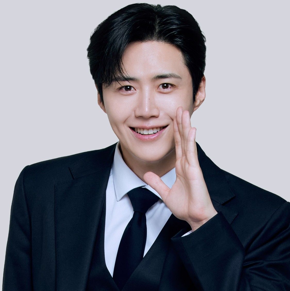 Foto kegiatan terbaru dari Kim Seonho