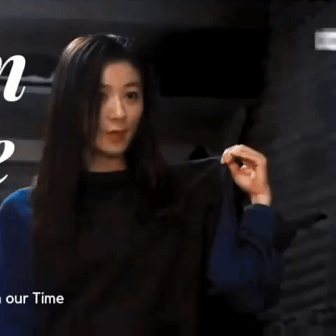 A moment captured by a fan of Kim Heeae