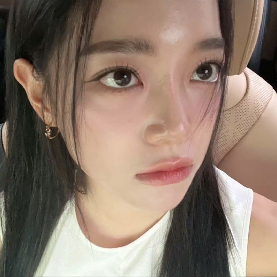 Recent activity shot of Kim Sejeong