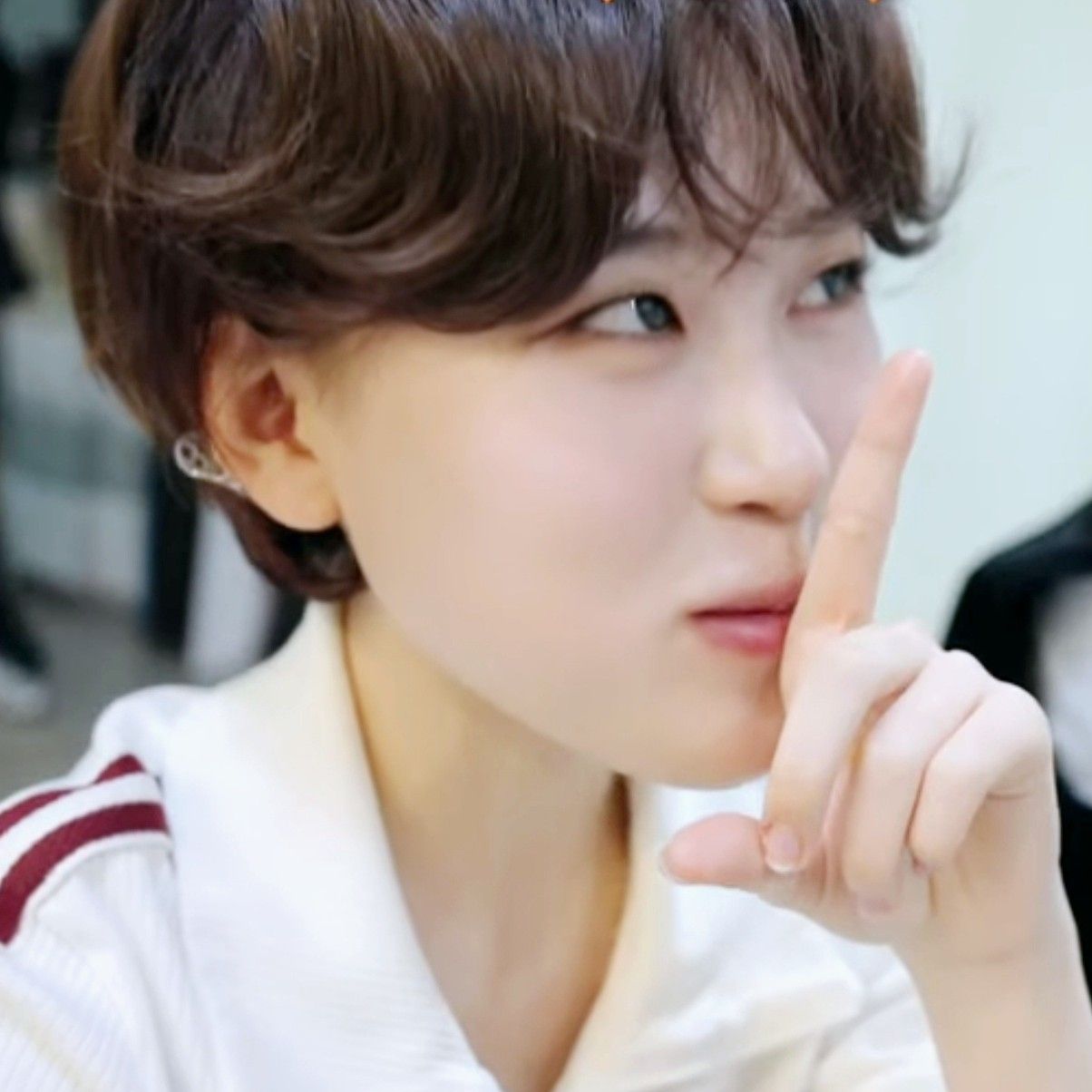 Behind-the-scenes cut of Kim Dahyun
