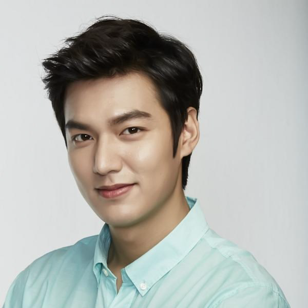 イ・ミンホの最新写真