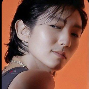 Behind-the-scenes cut of Lee Joongi