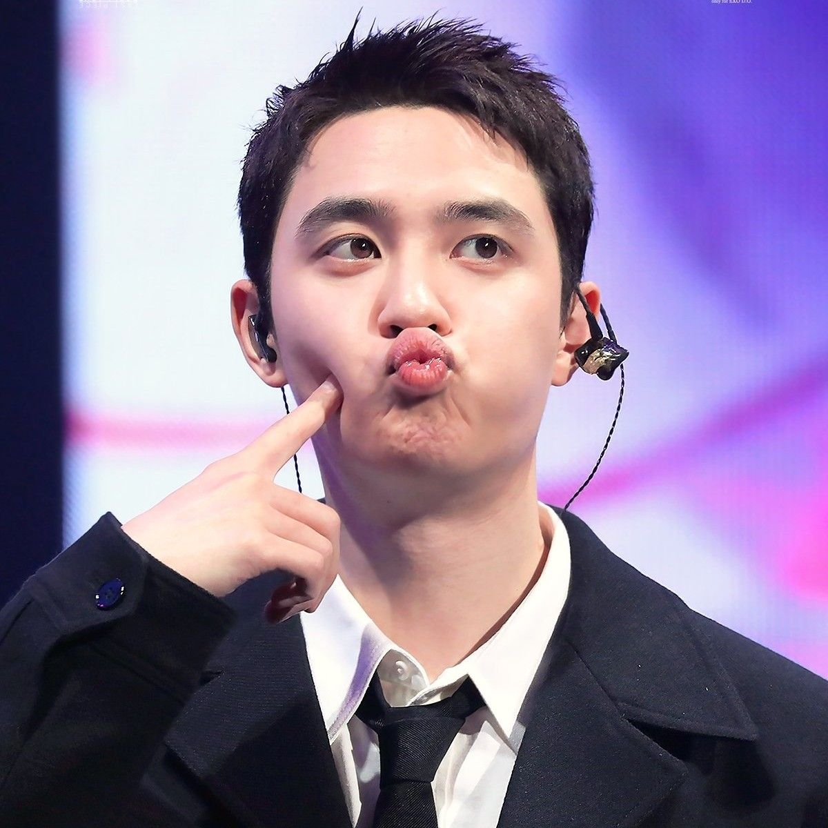 都暻秀 (D.O.)的最新照片