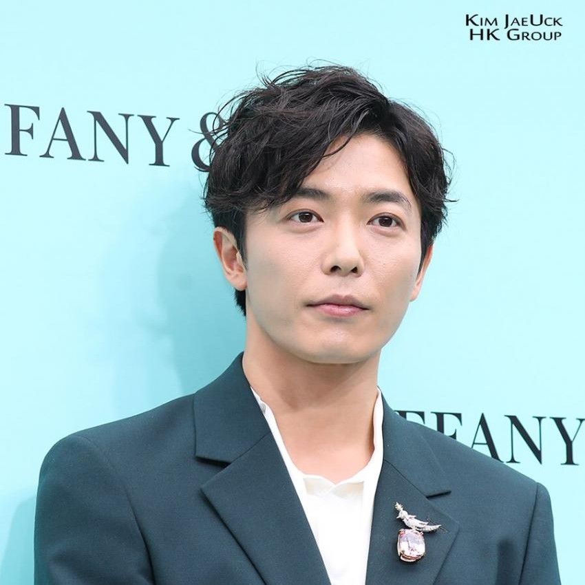 金材昱的最新照片