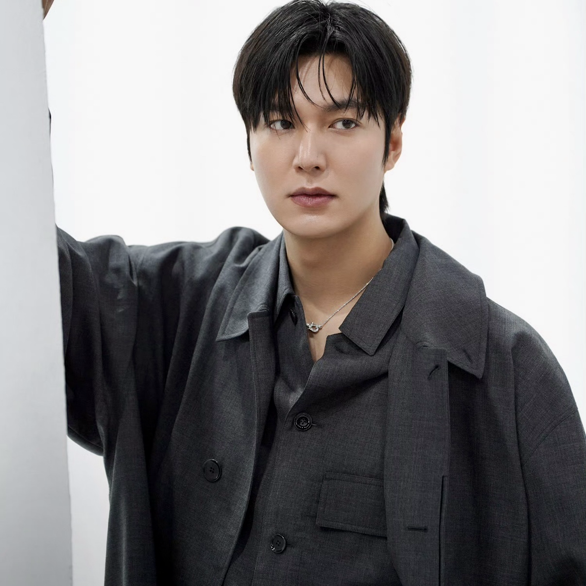 Recent activity shot of Lee Minho